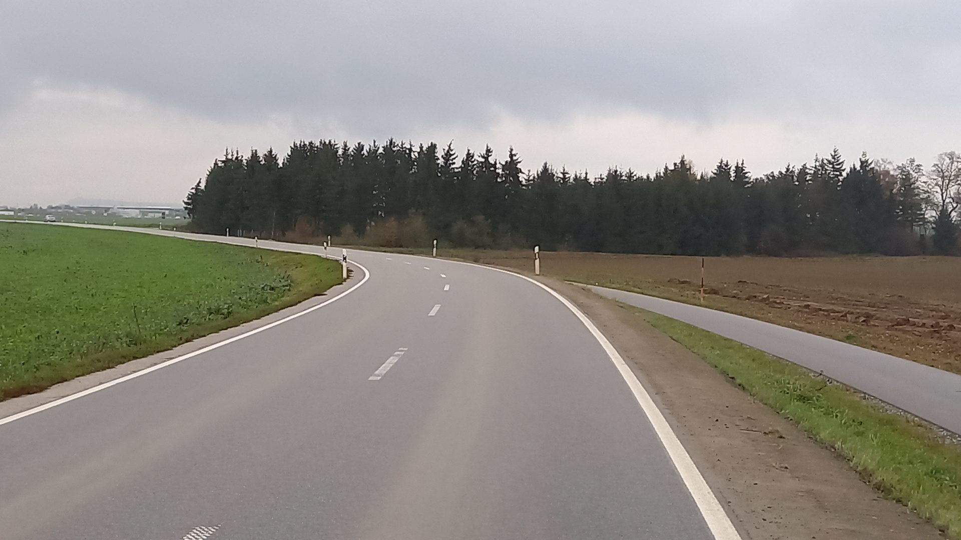 An der Staatsstraße 2325 wurde die Verkehrssicherheit erhöht